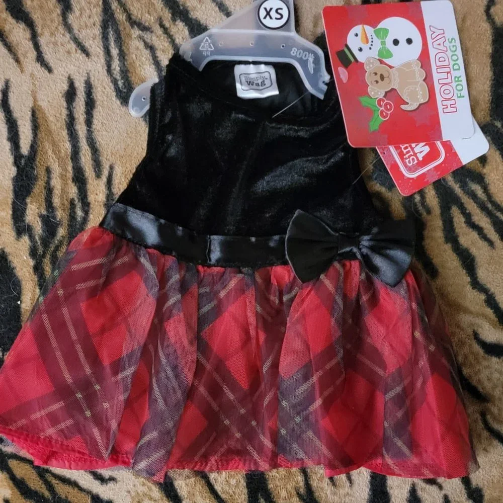 Pet Dress Dog or Cat Black Velvet and Plaid Holiday xs med ea. New!